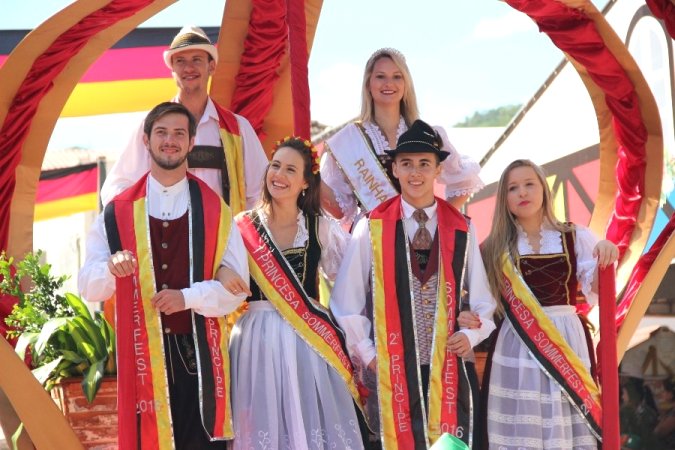 XXVIII Sommerfest celebra a cultura alem em Domingos Martins - Imigrao Alem