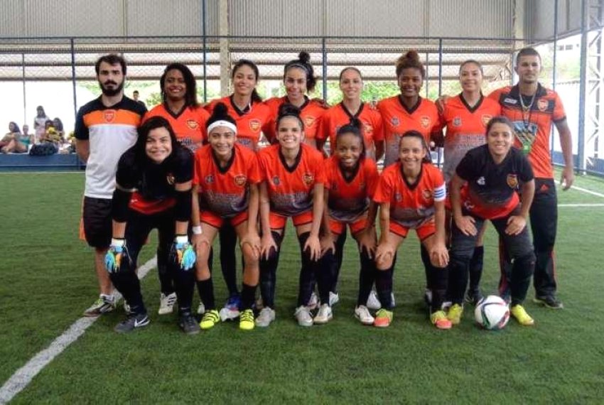 Futebol feminino de Viana est na disputa do Campeonato Estadual - Campeonato Estadual