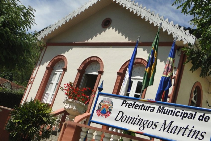 Prefeitura decreta ponto facultativo na prxima segunda-feira - Feriado