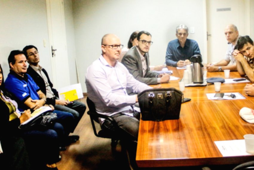 Prefeitura de Aracruz realiza reunio sobre GGIM - Gesto Integrada