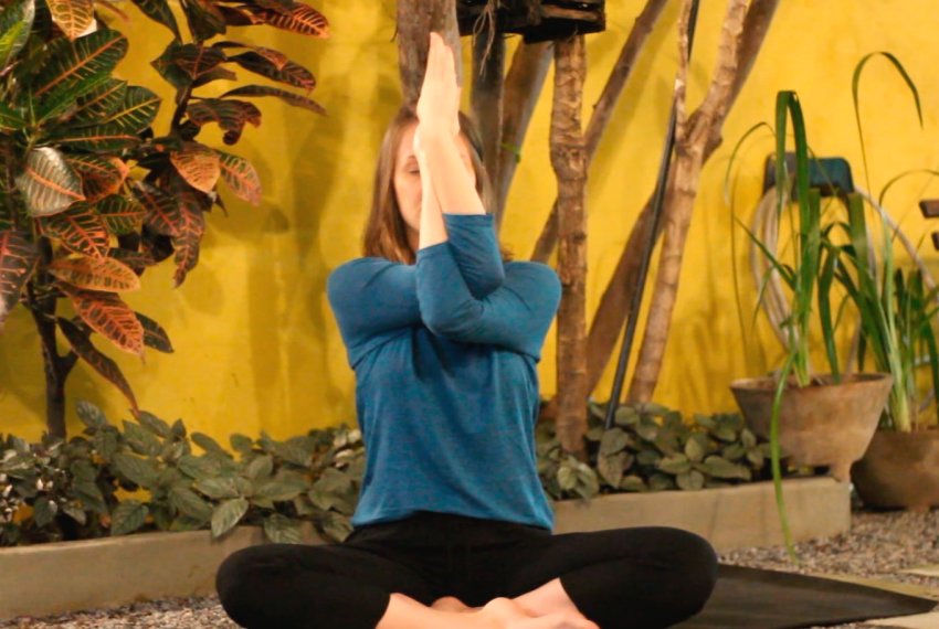 Fique por dentro: Aulas de Yoga no centro de Vitria - Instituto Fenix