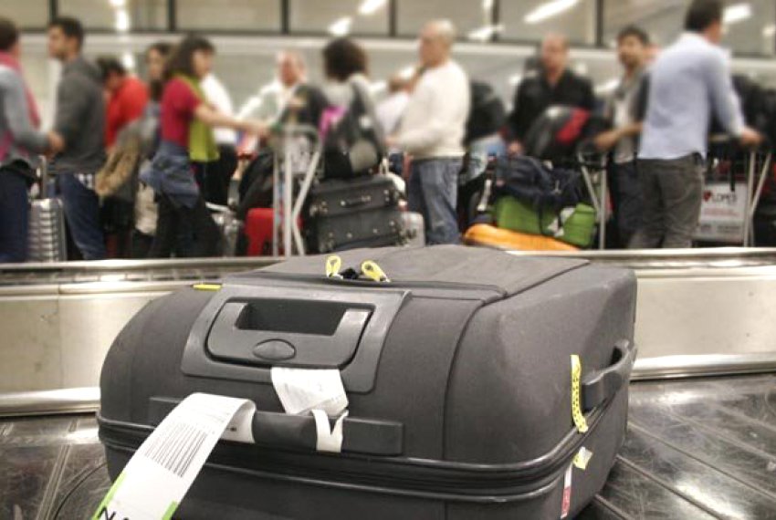 Procon de Vitria participa de fiscalizao - Cobrana de bagagem