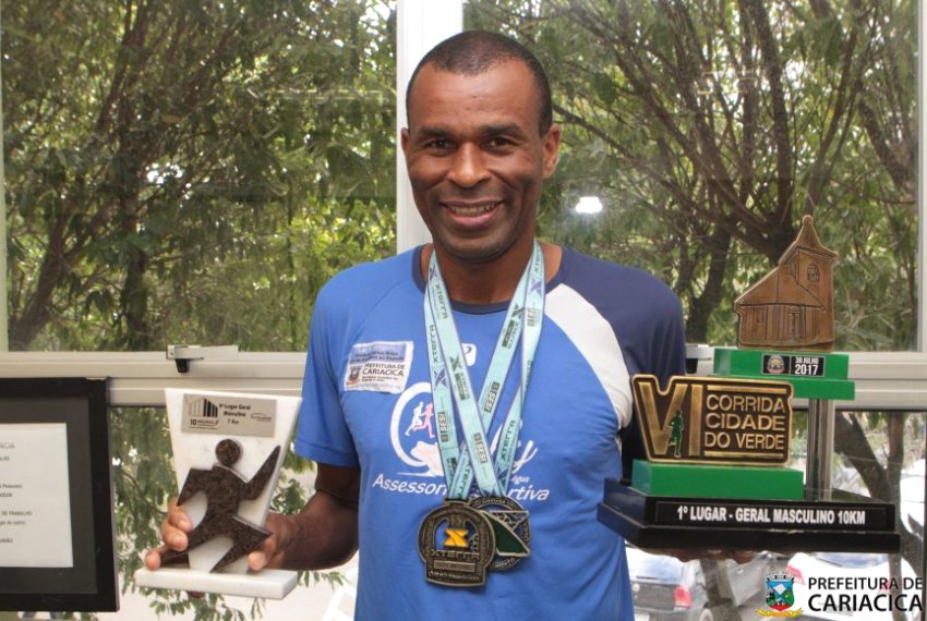 Maratonista do Bolsa Atleta coleciona ttulos - Luciano Magno