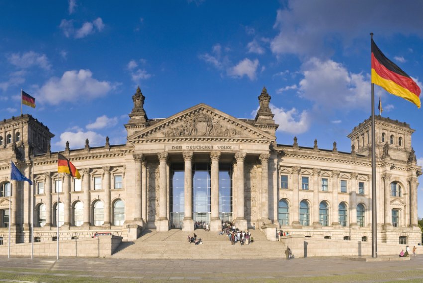 SECEDU vai a Alemanha realizar estudo sobre a lngua alem - Escolas municipais