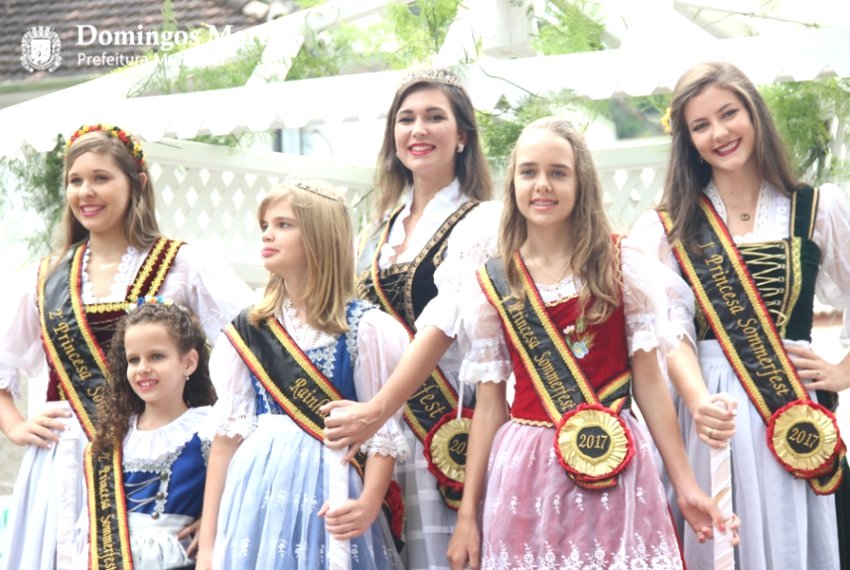 Sommerfest agita Domingos Martins e celebra a cultura alem - Escolha da Rainha