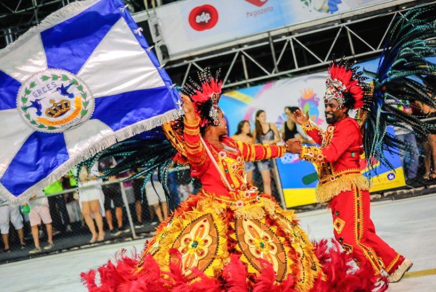 Tradio Serrana abre o Carnaval de Vitria - Emoo