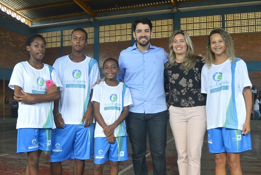 Escolinha de futsal  inaugurada no Zumbi - Esporte