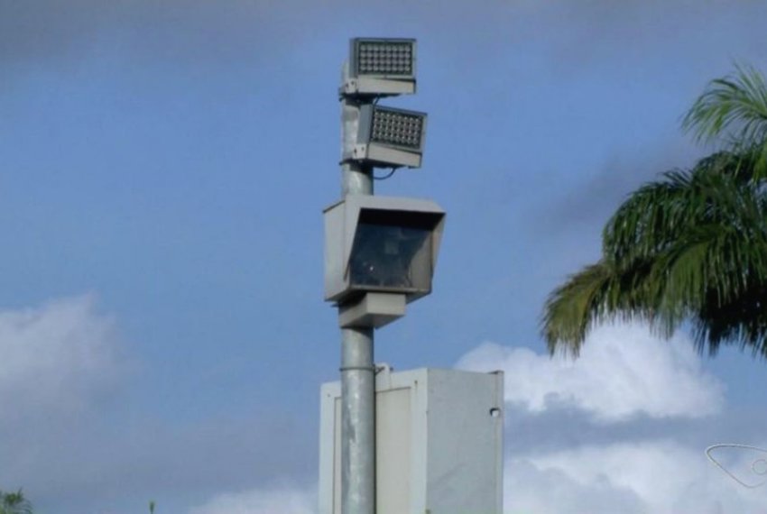 Ipem-ES verifica radares em rodovias estaduais e federais - Fiscalizao