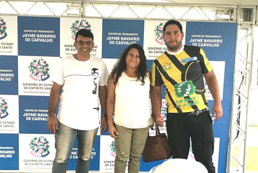 Municpio recebe do estado material esportivo - Campeonato Rural