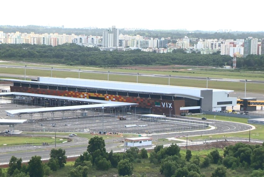 Aeroporto de Vitria: At que enfim pronto e inaugurado - A demora custou caro