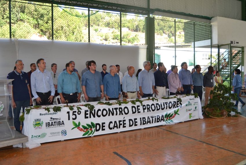 Ibatiba sedia 15 Encontro de Produtores de Caf - Homem do campo