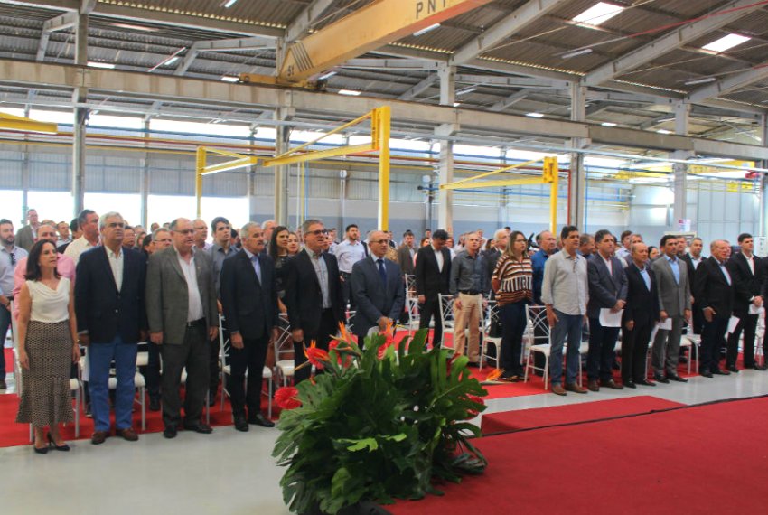 Nova fbrica da Brametal  inaugurada em Linhares - Torre monotubular
