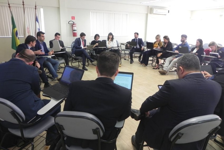 Reunio discute indenizao de vtimas da Samarco - Ministrio Pblico