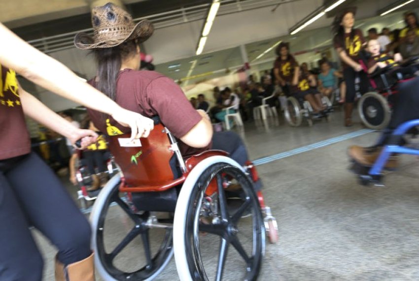 Nova Lei destina 5% das vagas em concurso para deficientes - Incluso