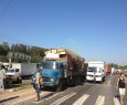 Trnsito de caminhes  bloqueado em protestos em Viana, Iconha e Rio Novo do Sul - Pauta nacional