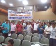 Trabalhadores de Aracruz protestam na Cmara Municipal contra invaso de mo de obra de fora do municpio e do estado. - Em Aracruz