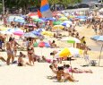 Praias lotadas e preos salgados na Grande Vitria - Vila Velha